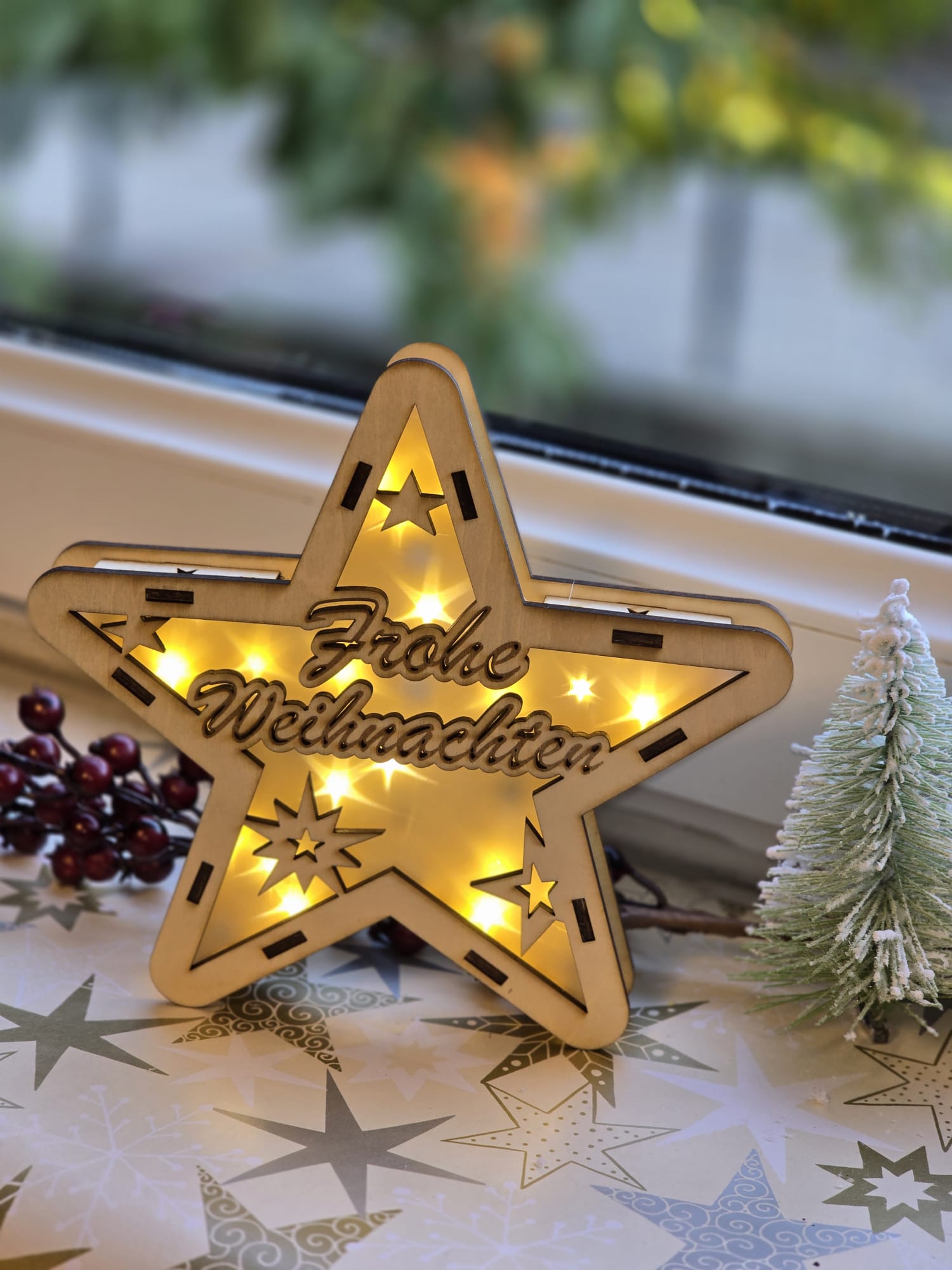 Leuchtender Holzstern „Frohe Weihnachten“ – LED Deko mit 3 Lichtmodi