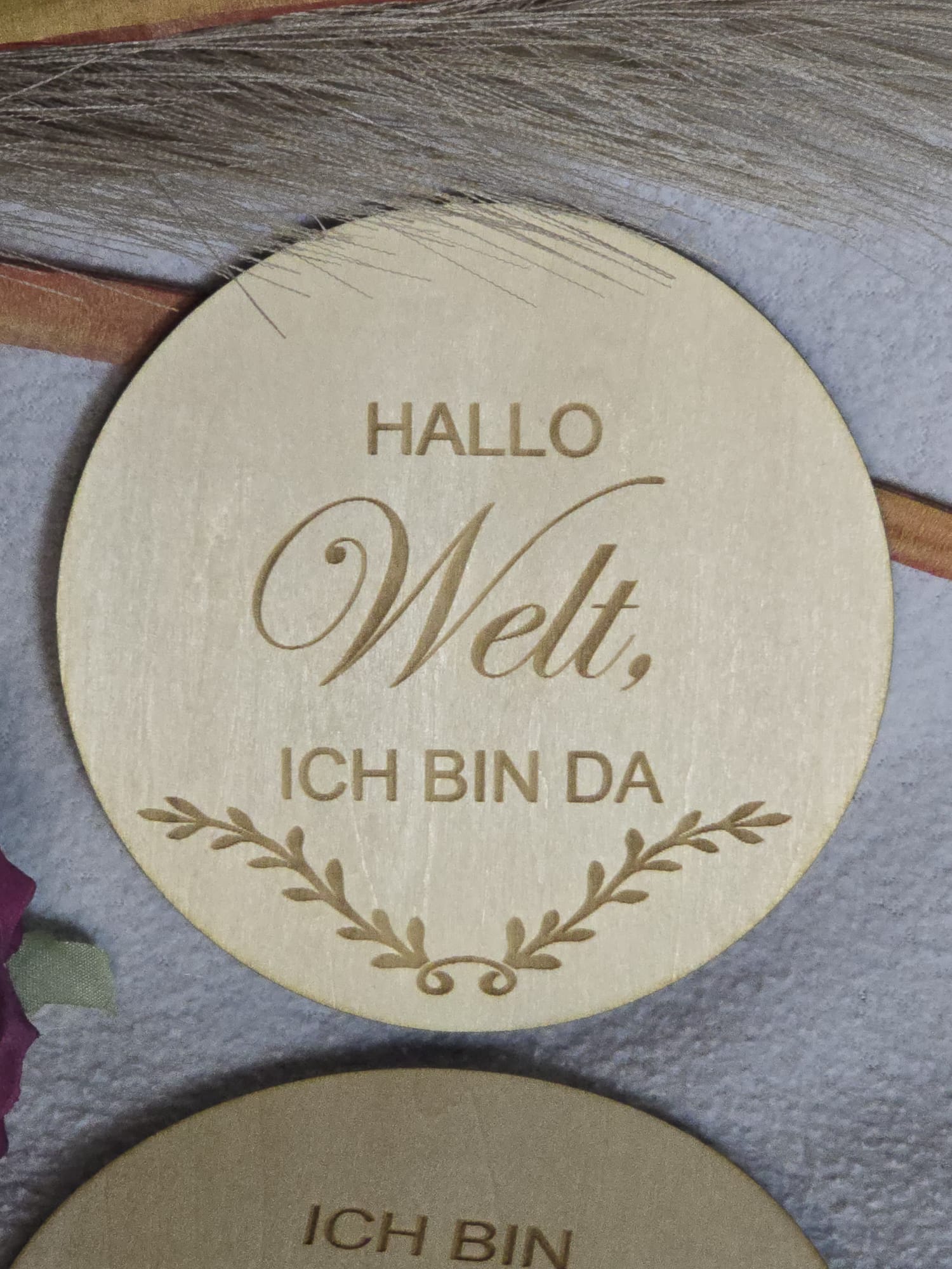 Meilenstein Karten Set aus Holz – Baby Fotoshooting Set (1–11 Monate, Geburt, Hallo Welt)