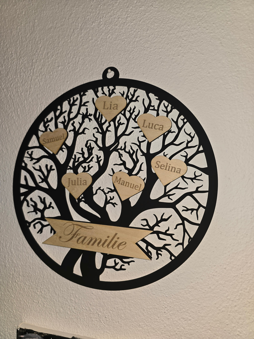 Personalisierter Familienbaum aus Holz – 30 cm – mit individuellen Namen