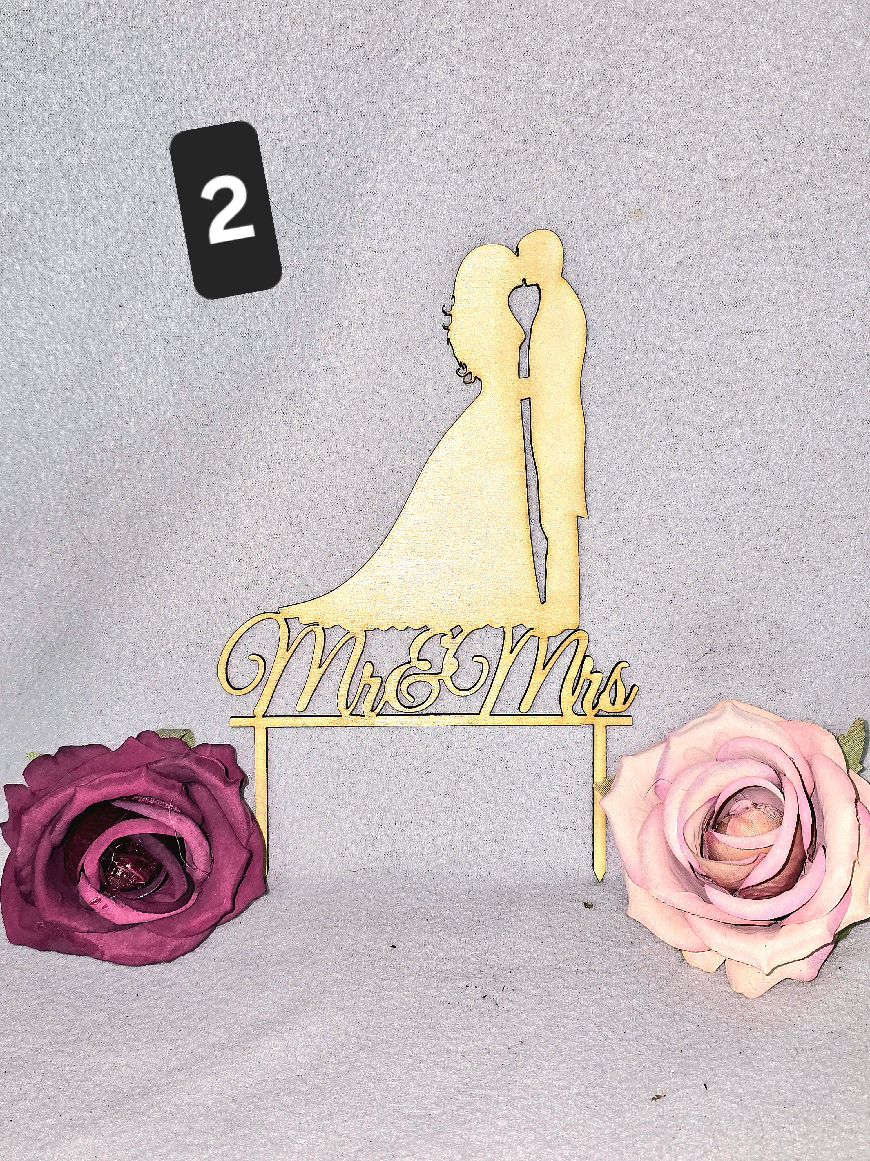 Hochzeit Cake Topper aus Holz – 6 Motive wählbar – Mr & Mrs / Love – Handgefertigt