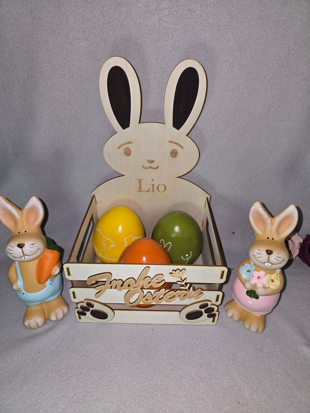 Personalisierter Osterhase aus Holz – Osterkorb mit Name | Frohe Ostern | 22×35 cm
