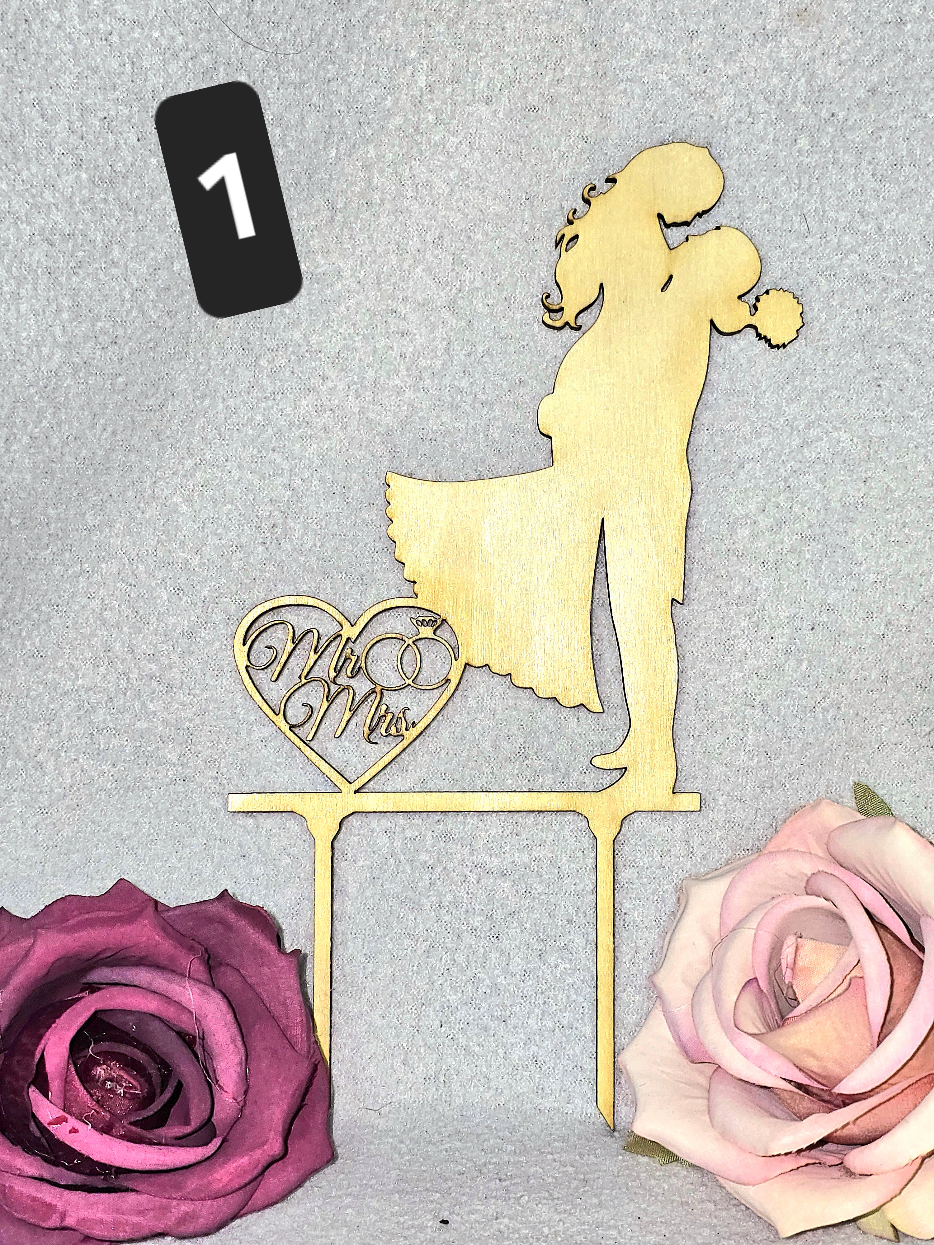 Hochzeit Cake Topper aus Holz – 6 Motive wählbar – Mr & Mrs / Love – Handgefertigt